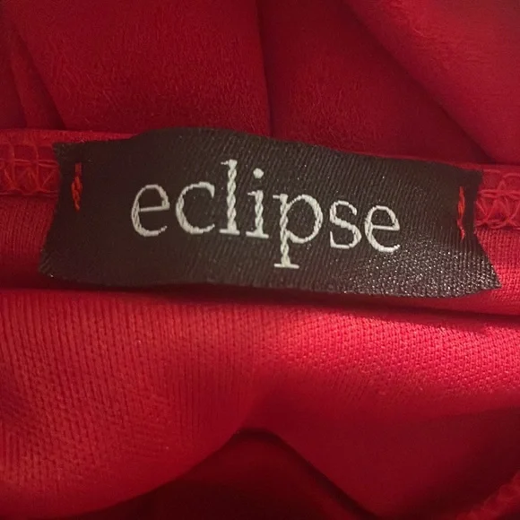 Red eclipse mini dress - Picture 7 of 8